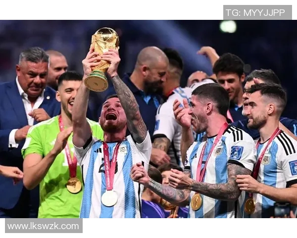 少年时代的足球天才们：从青涩少年到世界巨星的成长之路